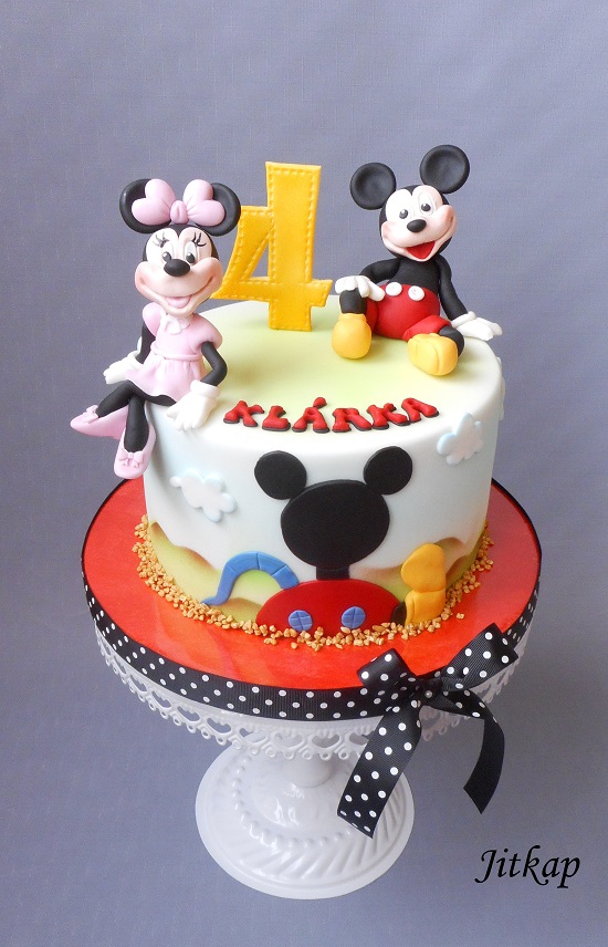 941. Mickey a Minnie Mouse