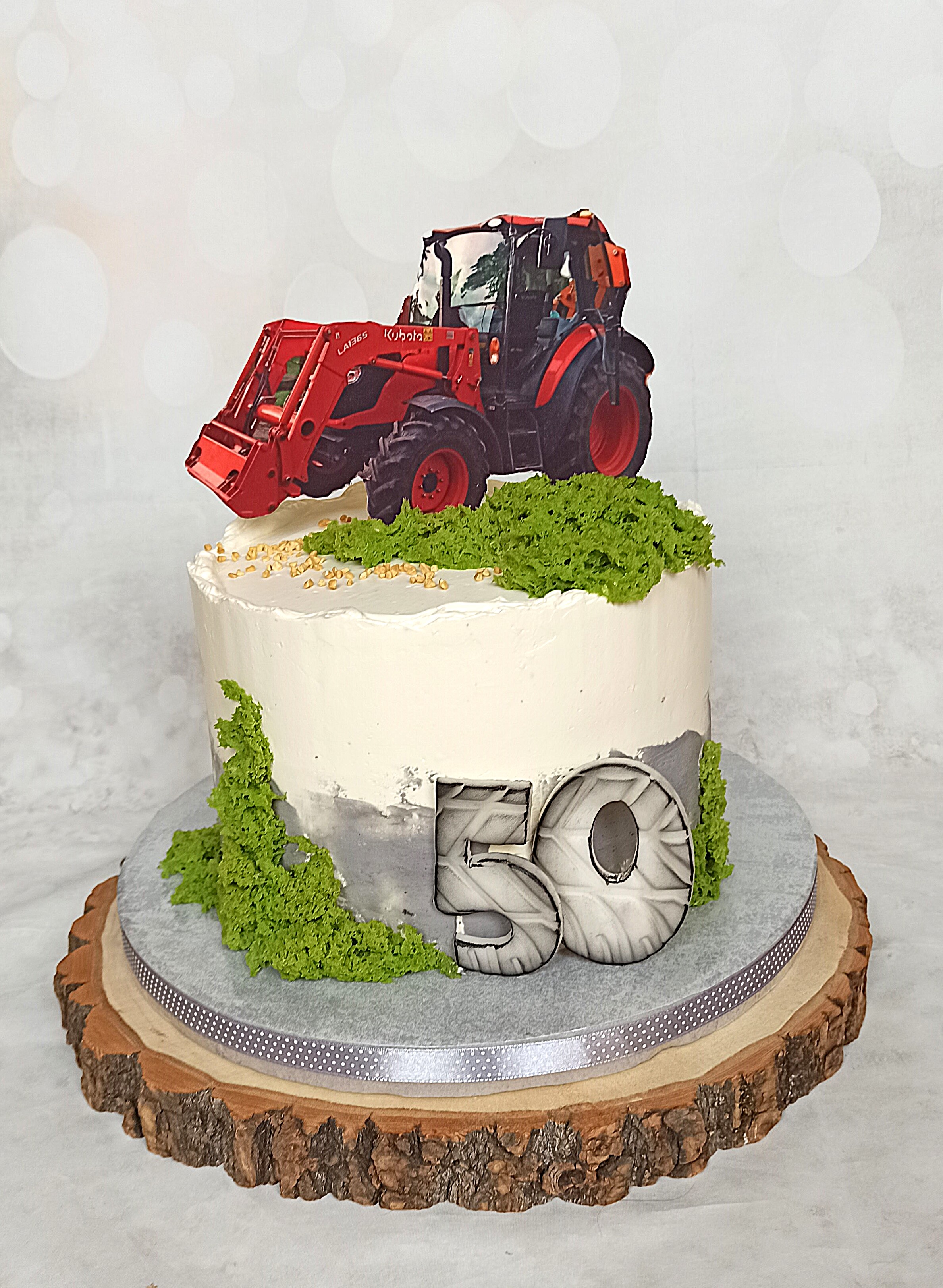 2000. Traktor k padesátinám