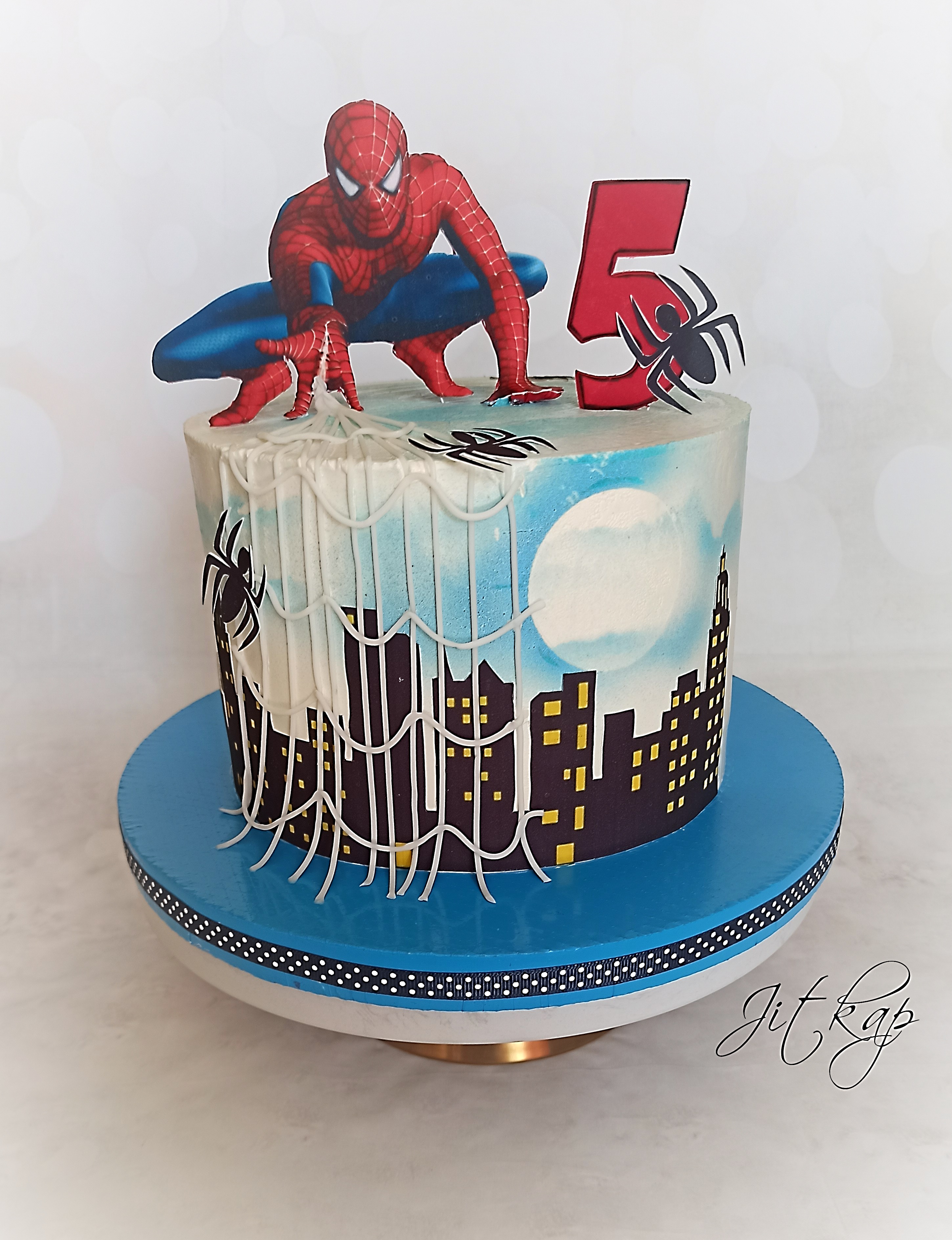2071. Spiderman